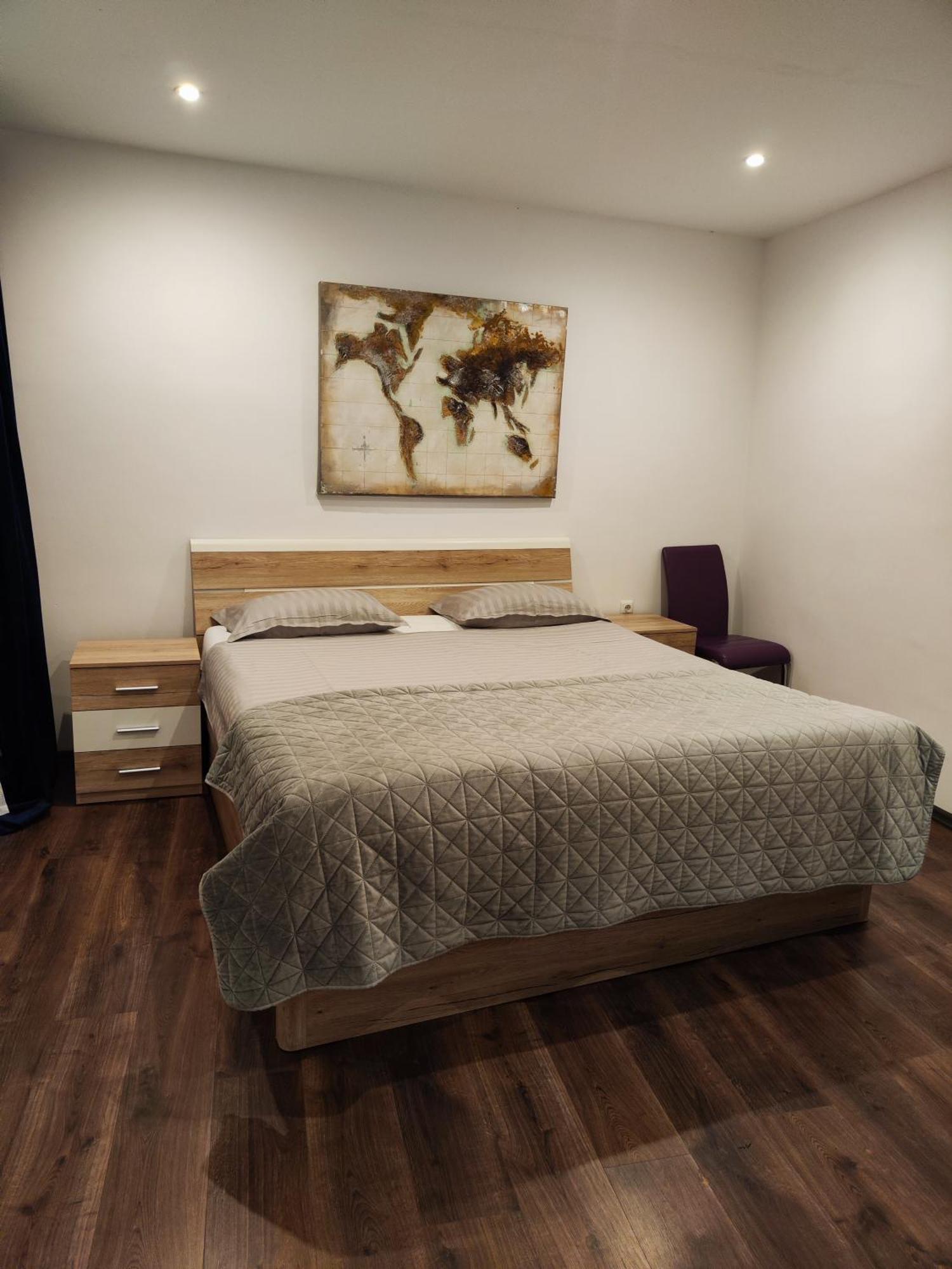 Iron Gates Apartments สปลิท ภายนอก รูปภาพ